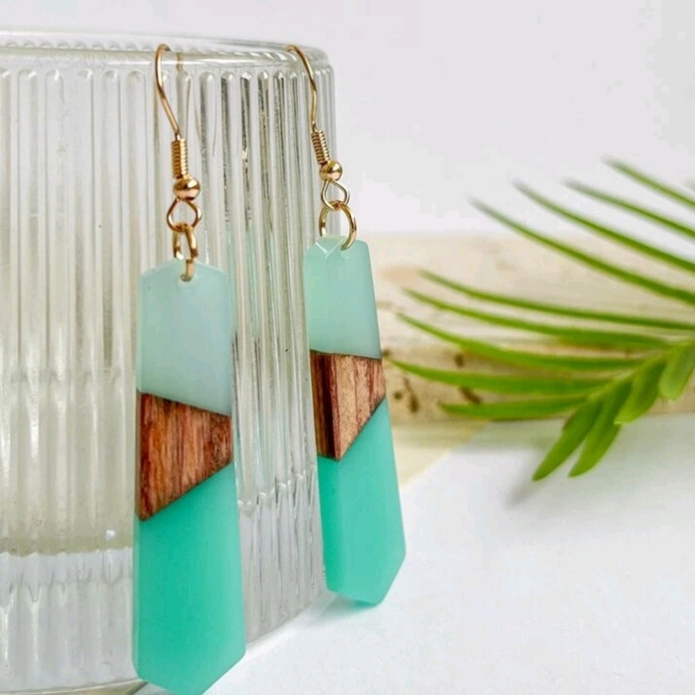 Geometric drop Earrings - Picture 2 of 2